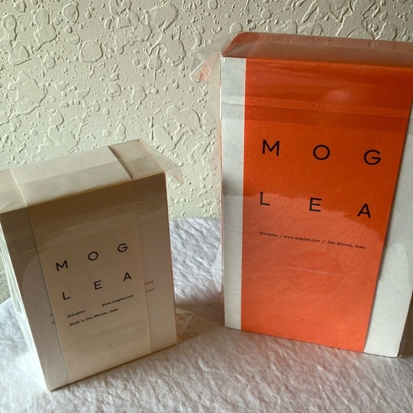 Moglea Stationery Set: Orange & White Swirl Pads- set of 2 - Picture 1 of 16